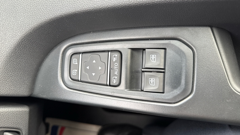 Renault Trafic Swb Diesel SL30 Blue dCi 150 Extra [Safety] Van